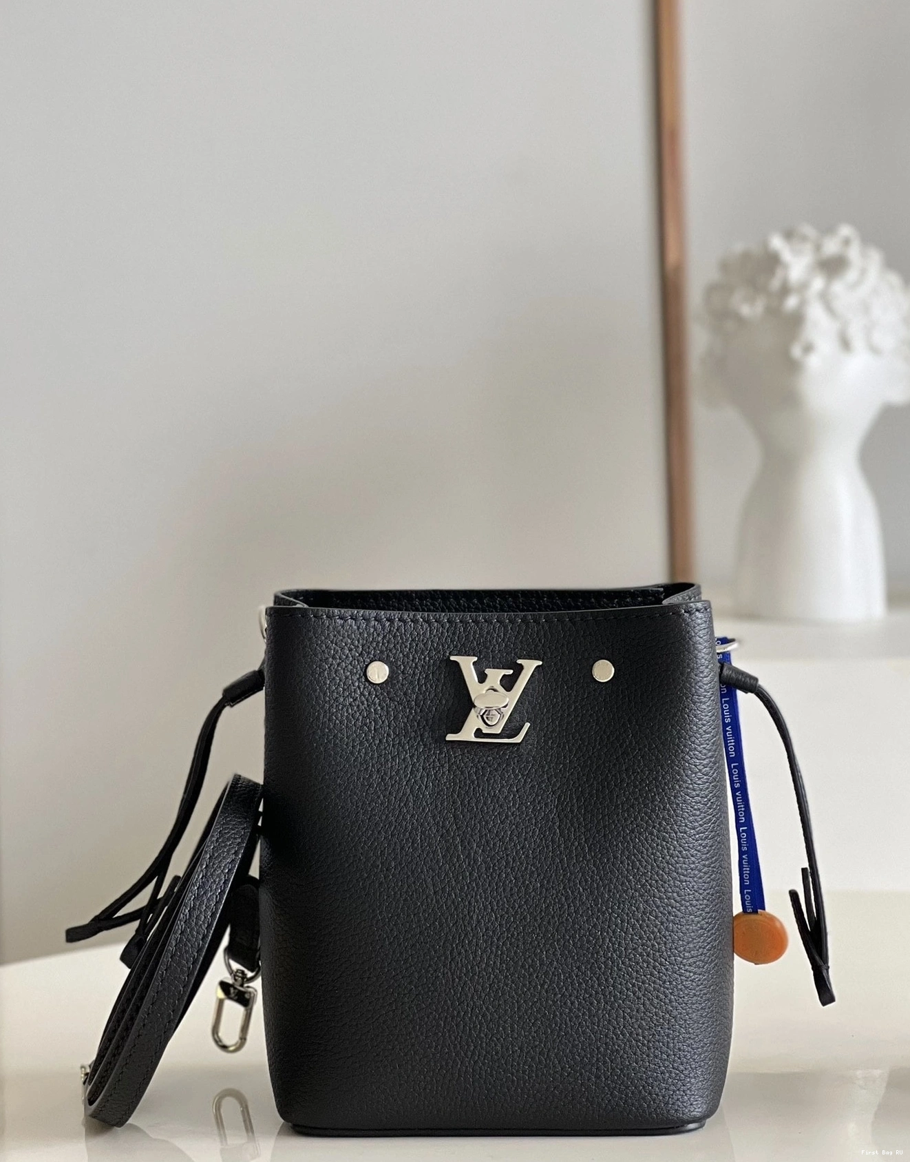 First bags ru reviews BUCKET LOUIS LOCKME VUITTON NANO 0819